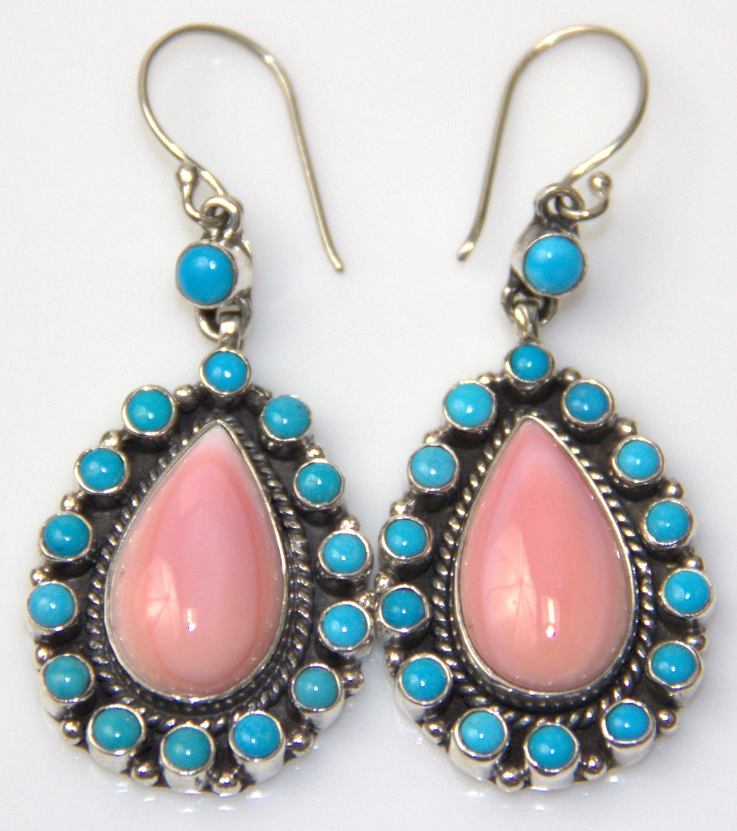 Conch/ round sleeping Beauty Turquoise earring.