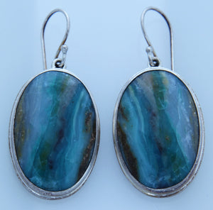 Peruvian Opal and Sterling silver Earring